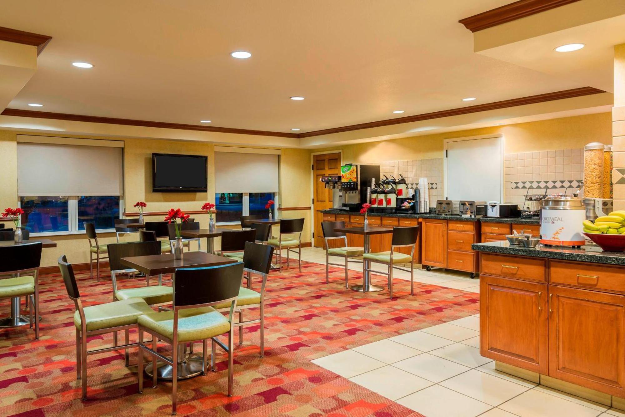 Towneplace Suites By Marriott Springfield Buitenkant foto